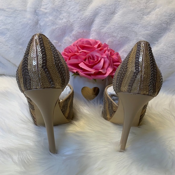Steve Madden Disko Sequins Champagne Pump - Picture 12 of 15